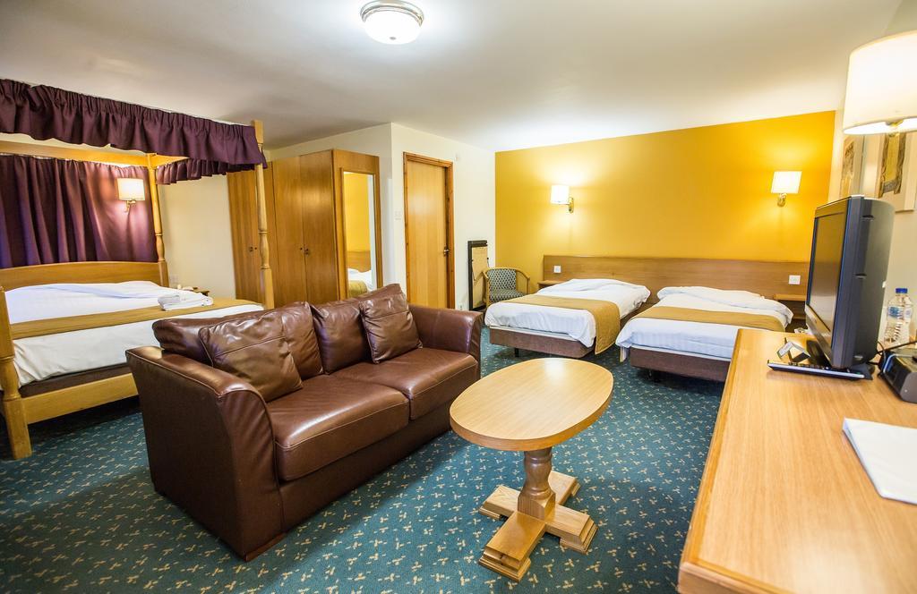 Tollgate Hotel & Leisure Stoke-on-Trent Ngoại thất bức ảnh